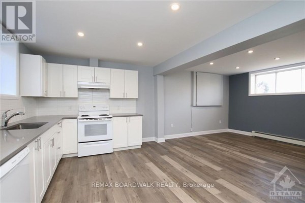 15b Dowdall Crescent, Ottawa, ON K2S1T9 Photo 4