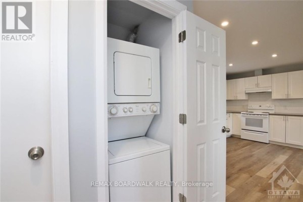 15b Dowdall Crescent, Ottawa, ON K2S1T9 Photo 5