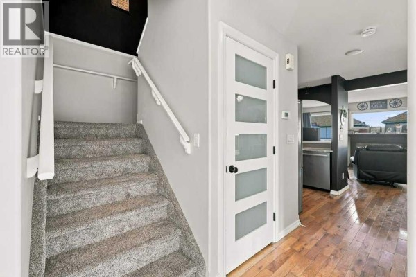 Kitchen - 16, 73 Addington Drive, Red Deer, AB T4R2Z6 Photo 3