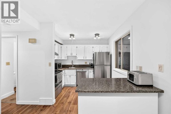 2pc Bathroom - 16, 803 Varsity Estates Drive Nw, Calgary, AB T3B4W5 Photo 3