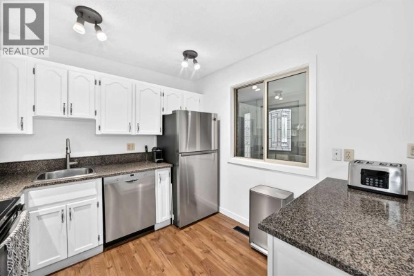 Dining room - 16, 803 Varsity Estates Drive Nw, Calgary, AB T3B4W5 Photo 5