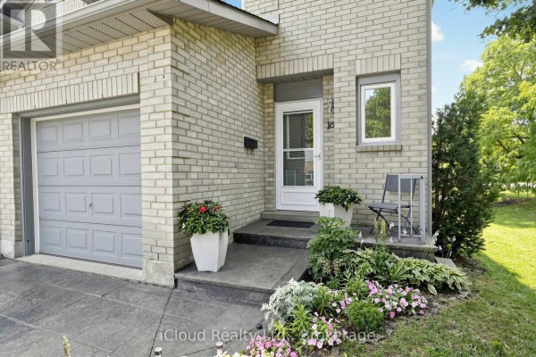 16 - 1 Royalwood Court, Hamilton, ON, photo 2