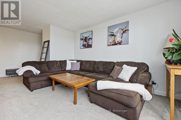 Pantry - 16 - 118 Isabella Street, Parry Sound, ON P2A1N1 Photo 4