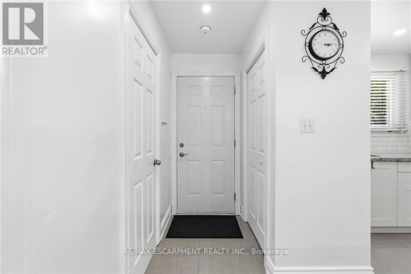 Dining room - 16 - 1420 Garth Street, Hamilton, ON L9B1R6 Photo 4