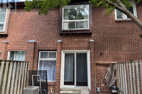 16 - 72 Dusay Place, Toronto, ON, photo 2