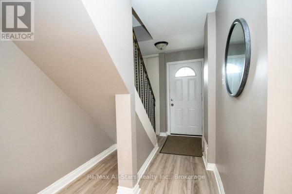 Utility room - 16 - 72 Martin Road, Clarington, ON L1C3N3 Photo 4