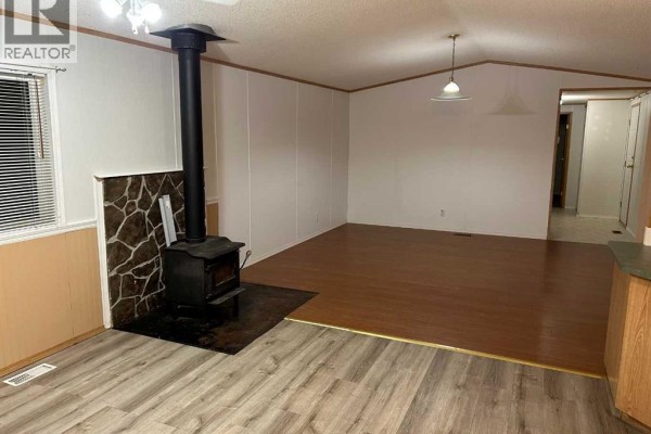 4pc Bathroom - 16 1 Street W, Faust, AB T0G0X0 Photo 5