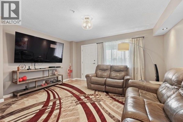 16 1268 Riverside Drive, Port Coquitlam, BC V3B0A8 Photo 4