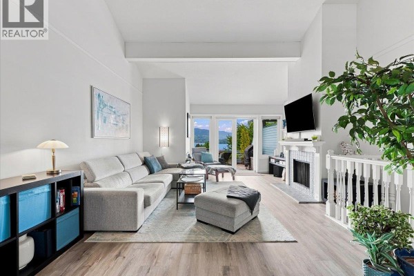 16 1620 Balsam Street, Vancouver, BC V6K3M1 Photo 2