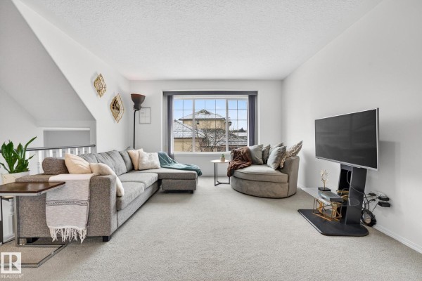 Kitchen - #16 225 Blackburn Dr Sw, Edmonton, AB T6W1H1 Photo 3