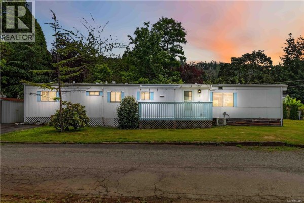 16 2607 Selwyn Rd, Langford, BC, photo 2