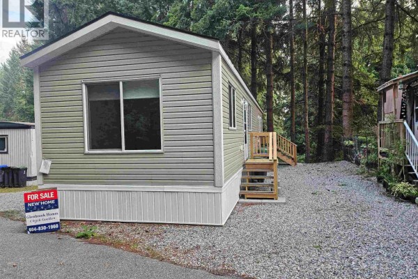 16 5288 Selma Park Road, Sechelt, BC, photo 2