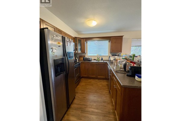 16 624 Shaw Road, Gibsons, BC V0N1V8 Photo 5