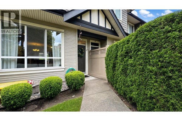 16 9088 Halston Court, Burnaby, BC V3N0A7 Photo 2