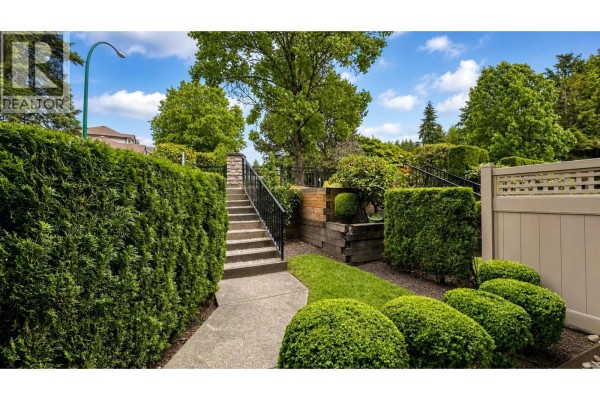16 9088 Halston Court, Burnaby, BC V3N0A7 Photo 3