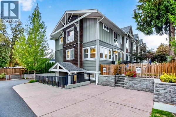 16 9989 240a Street, Maple Ridge