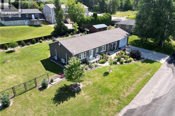 3pc Bathroom - 16 Beaulieu Street, Grand Sault/grand Falls, NB E3Y1C9 Photo 3