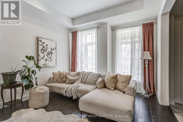 Bedroom 5 - 16 Beaverdams Drive, Whitby, ON L1P0C4 Photo 5