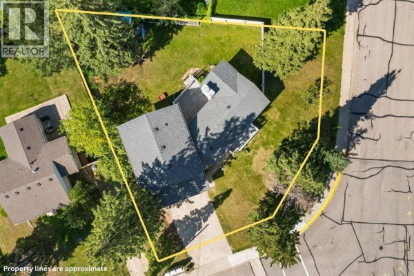 16 Blueberry Drive, Whitecourt, AB, photo 3