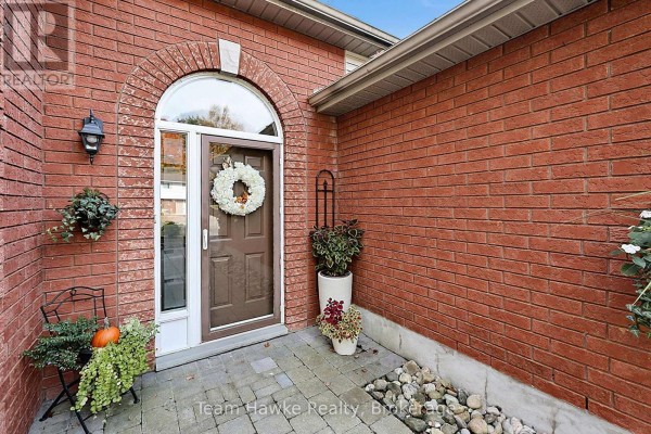 Bedroom 2 - 16 Brule Street, Penetanguishene, ON L9M1B2 Photo 5
