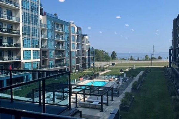 16 Concord Place Unit# 104, Grimsby, ON, photo 2