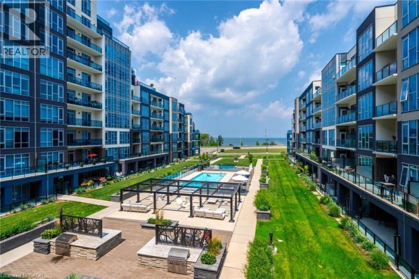 16 Concord Place Unit# 322, Grimsby, ON, photo 2