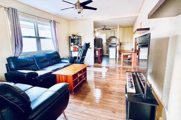 16 Cumming Street, St  Catharines, ON, photo 2