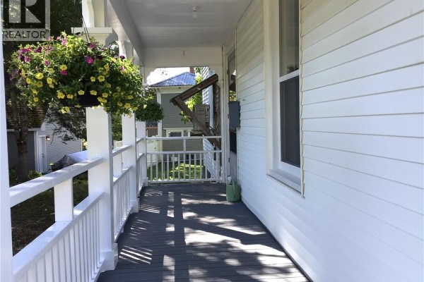 16 Dow Street, St  Stephen, NB, photo 3