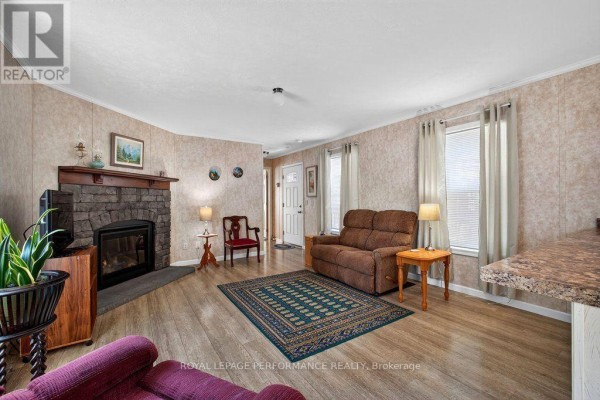 Bedroom - 16 Eastgate Avenue, Ottawa, ON K2H7S2 Photo 5