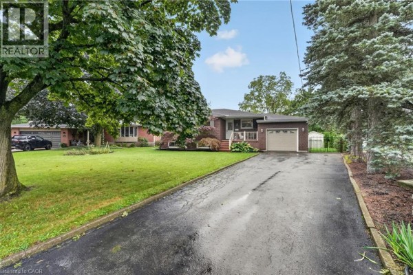 16 Elk Street, St  Catharines, ON, photo 2