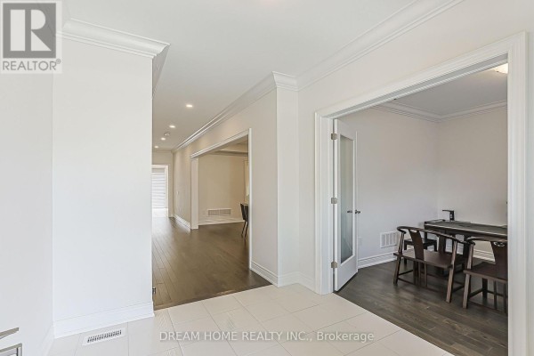 Eating area - 16 Fair Winds Lane, East Gwillimbury, ON L9N0V5 Photo 4