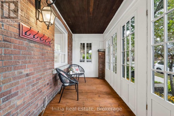 16 Glebemount Avenue, Toronto, ON, photo 3