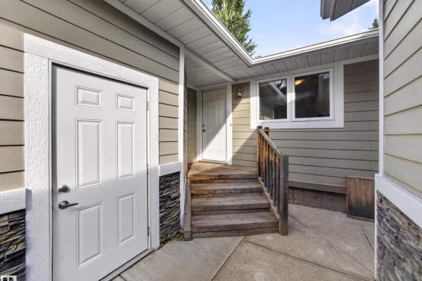 16 Greenwood Wy, Sherwood Park, AB, photo 3