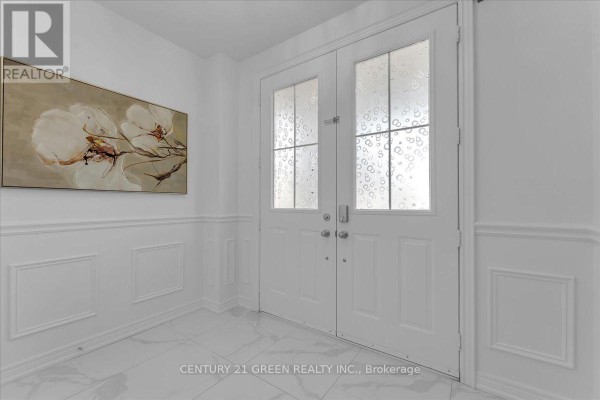 Living room - 16 Grendon Crescent, Brampton, ON L6X5N4 Photo 4