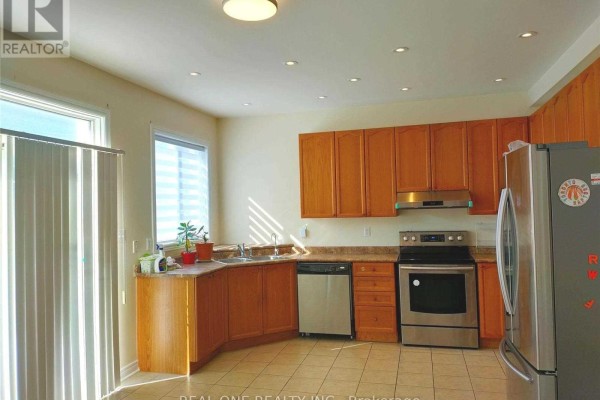 Primary Bedroom - 16 Hammersly Boulevard, Markham, ON L6E2A5 Photo 5