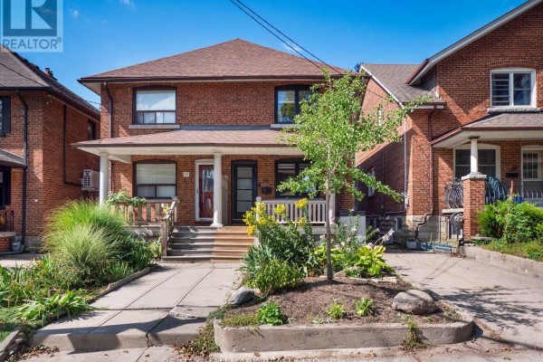 16 Hector Avenue, Toronto
