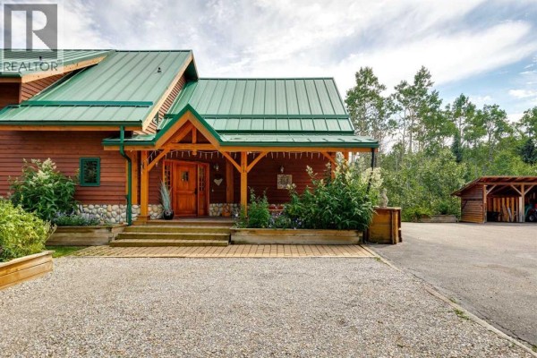 Loft - 16 Highlands Place, Bragg Creek, AB T0L0K0 Photo 5