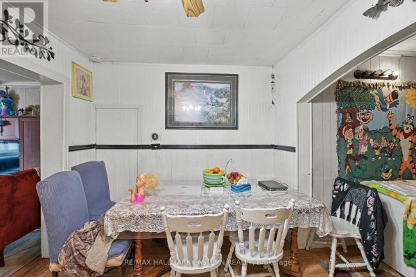 16 Holloway Street, Belleville, ON K8P1N6 Photo 5