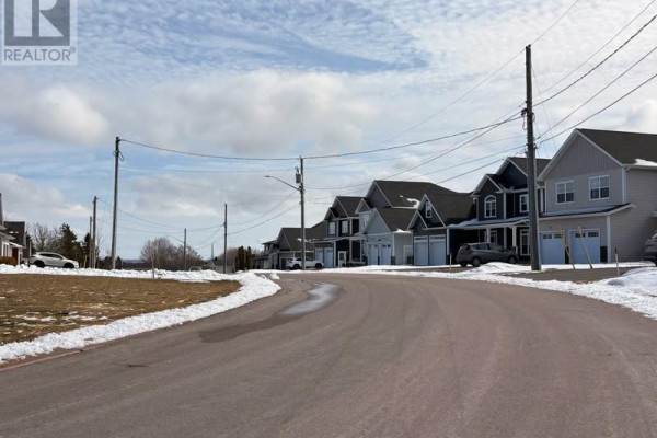 16 Keaton Drive, Charlottetown, PE C1E3M5 Photo 5