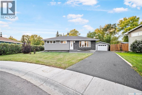 Kitchen - 16 Lipton Place, Regina, SK S4R3T6 Photo 3