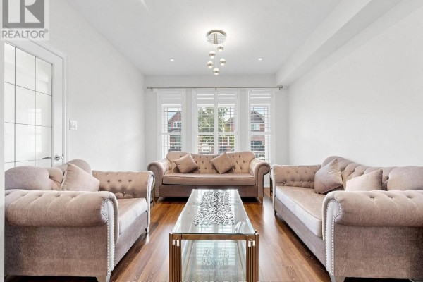 Living room - 16 Mercury Avenue, Georgina, ON L4P0H1 Photo 5