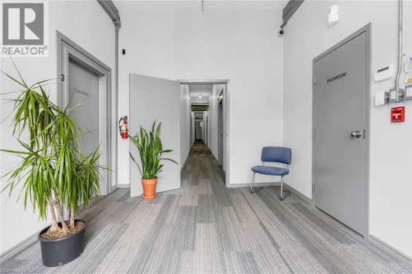 16 Myrtle Avenue Unit# 9b, Hamilton, ON L8M2E9 Photo 4