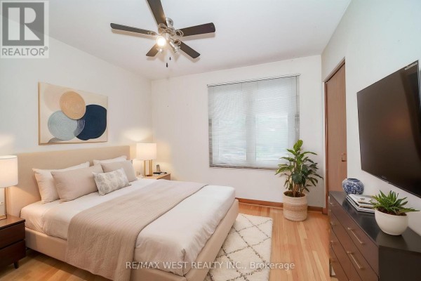 Bedroom 2 - 16 Opal Court, Toronto, ON M9V3N3 Photo 5