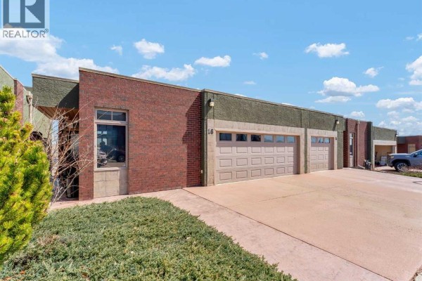 16 Palisades Mews Ne, Medicine Hat, AB, photo 2