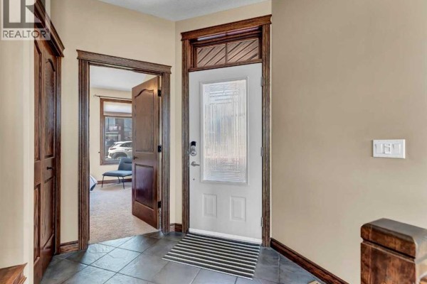 Kitchen - 16 Palisades Mews Ne, Medicine Hat, AB T1C2B5 Photo 4