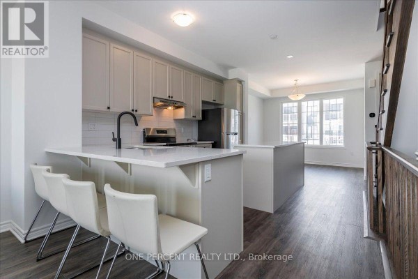 16 Pearen Lane, Barrie, ON, photo 2