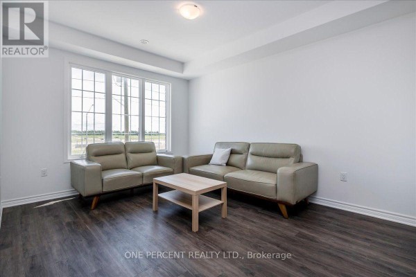 16 Pearen Lane, Barrie, ON, photo 3