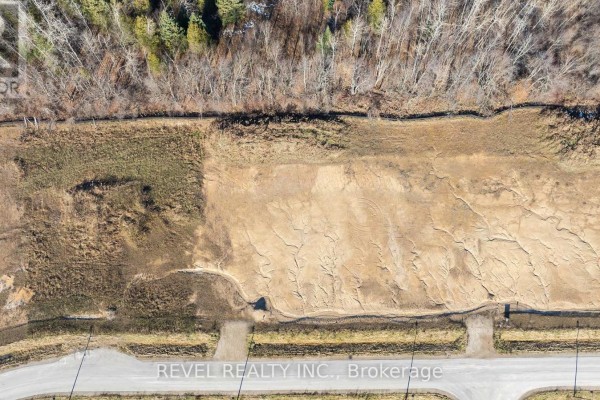16 Private Berry Drive, Amaranth, ON L9V3T8 Photo 4