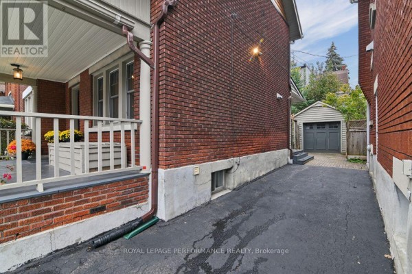 Family room - 16 Renfrew Avenue, Ottawa, ON K1S1Z3 Photo 5