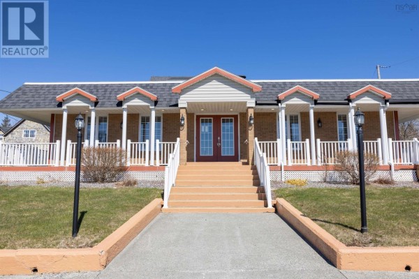 16 Reserve Street, Glace Bay, NS, photo 2